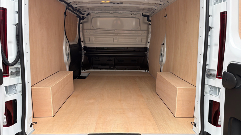 Renault Trafic Lwb Diesel LL30 Blue dCi 130 Advance [Safety] Van